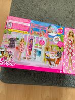 Barbie barbiehuis, huis, 22 accessoires en een Barbiepop, Kinderen en Baby's, Speelgoed | Poppen, Nieuw, Ophalen of Verzenden