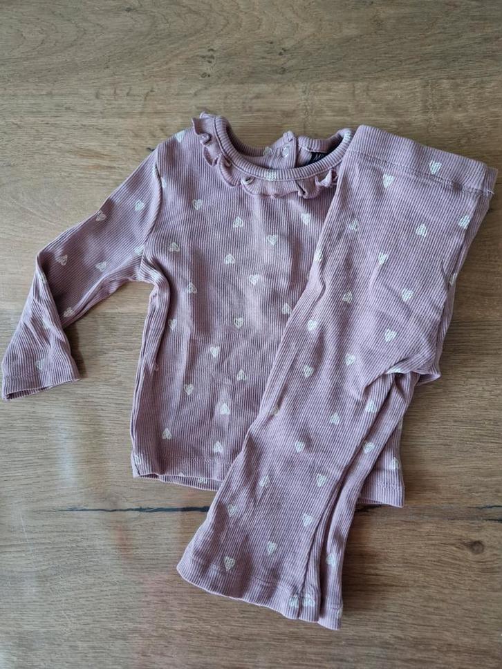 Lief setje hartjespatroon maat 68, Kinderen en Baby's, Babykleding | Maat 68, Zo goed als nieuw, Meisje, Setje, Ophalen of Verzenden