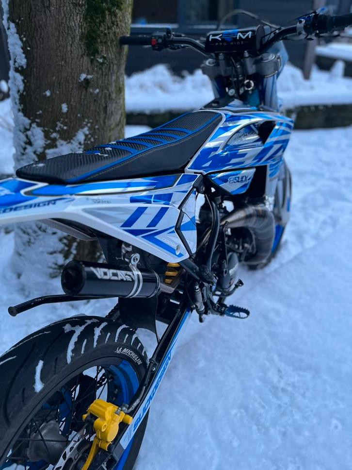 Beta rr 50 track (2021), Fietsen en Brommers, Brommers | Schadebrommers, Overige merken, Maximaal 45 km/u, Ophalen