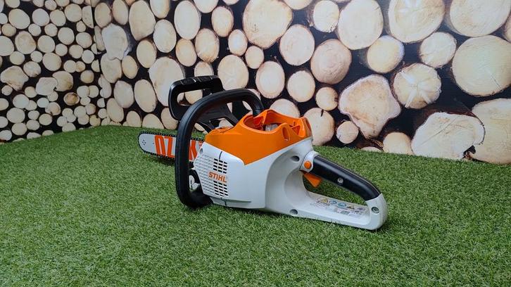 ZEER NETTE Stihl MSA 220 CB Accu Kettingzaag - BODY, Tuin en Terras, Hand-tuingereedschap, Zo goed als nieuw, Overige soorten