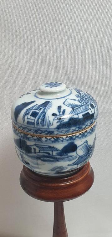 Chinees deksel potje 8cm hoog beschikbaar voor biedingen