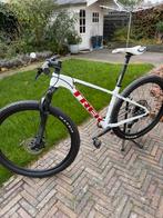 MTB 29er Trek xcaliber 8 maat M wit, Fietsen en Brommers, Fietsen | Mountainbikes en ATB, Ophalen, Zo goed als nieuw, Trek