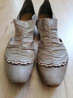 Als nieuw-Rieker instapschoenen/pumps beige mt 41, Ophalen of Verzenden, Zo goed als nieuw, Rieker, Instappers