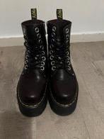 Dr martens JADON MAX PLATFORM BOOTS bordeaux, Kleding | Dames, Schoenen, Ophalen of Verzenden, Zo goed als nieuw, Rood