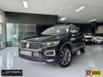 Volkswagen T-Roc 1.5 TSI Sport DSG PANO KEYLESS BLIND ACC, Automaat, 4 cilinders, 150 pk, Zwart