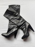 Hoge zwarte leren laarzen Zara maat 37, Kleding | Dames, Schoenen, Zara, Gedragen, Ophalen of Verzenden, Hoge laarzen