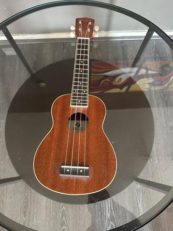 Fazley K23-W ukelele TE KOOP beschikbaar voor biedingen