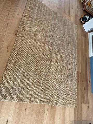 Vloerkleed beschikbaar voor biedingen