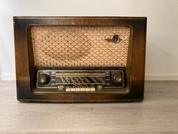 Schaub en lorenz buizenradio beschikbaar voor biedingen