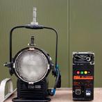 Arri D25 fresnel 2500 watt HMI met ballast, Ophalen
