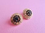 jwg Vintage 60s saffier blauw strass oorbellen goud kl clips, Sieraden, Tassen en Uiterlijk, Antieke sieraden, Verzenden, Overige materialen