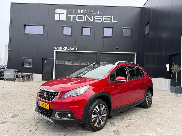 Peugeot 2008 1.2 PureTech Allure / Trekhaak / Panorama / Cam, Auto's, Peugeot, Bedrijf, Te koop, ABS, Achteruitrijcamera, Airbags