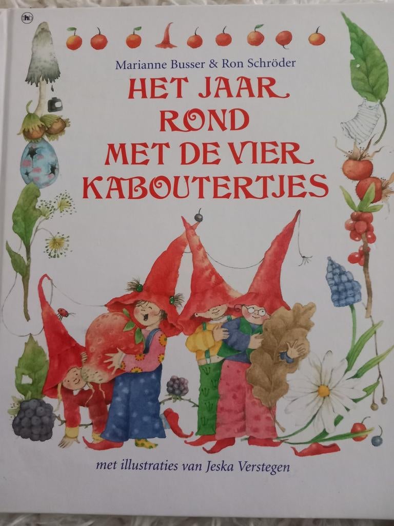 Marianne Busser - Het jaar rond met de vier kaboutertjes, Fictie algemeen, Ophalen of Verzenden, Zo goed als nieuw, Marianne Busser; Ron Schröder