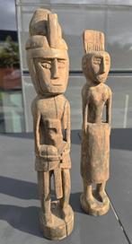 DAYAK voorouder beelden (koppel) uit Indonesië 40 cm H, Antiek en Kunst, Ophalen of Verzenden