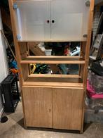 Lundia kast met houten en glazen deuren, Tuin en Terras, Bergingen en Tuinkasten, Ophalen of Verzenden, Gebruikt, Hout, Overige typen