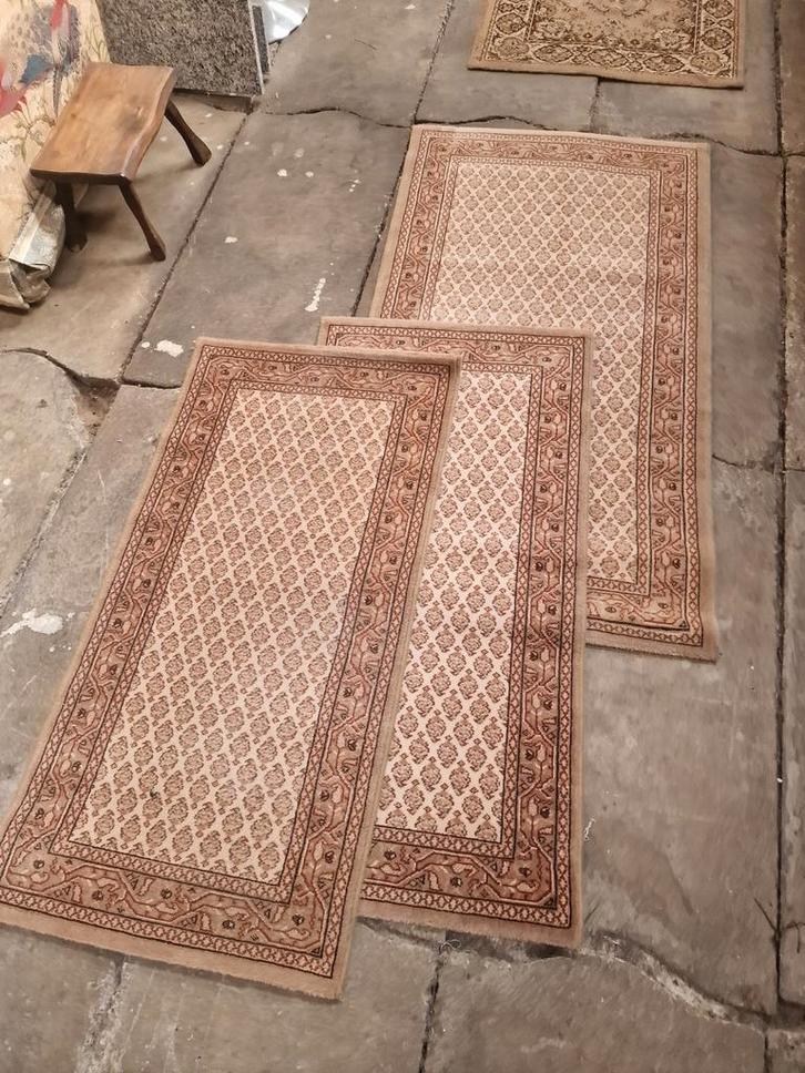 3x vloerkleed met hetzelfde motief tapijt, Antiek en Kunst, Antiek | Kleden en Textiel, Ophalen