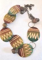 Ketting met forse kralen,  schelp., Ophalen of Verzenden, Nieuw, Steen of Mineraal