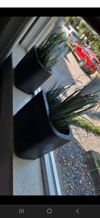 2x vaas met kunstplant, Ophalen, Gebruikt, Zwart, Minder dan 50 cm