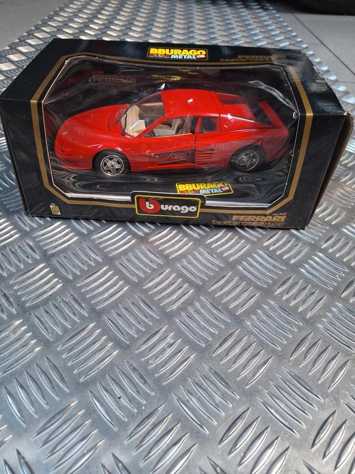 Bburago Ferrari Testarossa 1984 - Nieuw in doos!, Hobby en Vrije tijd, Modelauto's | 1:18, Nieuw, Auto, Bburago, Ophalen of Verzenden