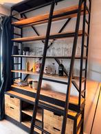 Wooden Metal Cabinet, Ophalen, Zo goed als nieuw