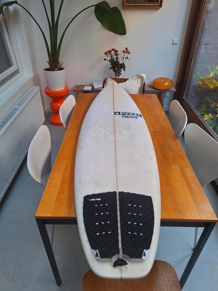 Pyzel Phantom 5'10 - Zo goed als nieuw!, Watersport en Boten, Golfsurfen, Ophalen