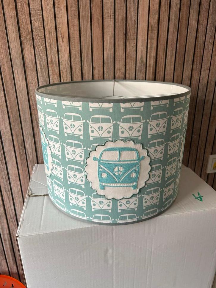 Taftan Lampenkap - Hippe VW Busjes!, Huis en Inrichting, Lampen | Lampenkappen, Zo goed als nieuw, Minder dan 25 cm, Rond, Blauw