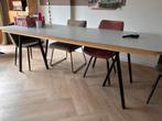 Handgemaakte eettafel met hpl blad en Hay metalen poten, Huis en Inrichting, Tafels | Eettafels, Ophalen, Gebruikt, 200 cm of meer