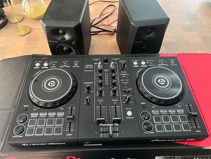 Pioneer DDJ-400 + DM-40 Speakers - Complete DJ Set, Muziek en Instrumenten, Dj-sets en Draaitafels, Zo goed als nieuw, Dj-set