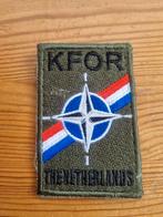 Mouwembleem KFOR THE NETHERLANDS, Verzamelen, Ophalen of Verzenden, Landmacht, Nederland, Embleem of Badge
