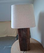 Lamp.op houten biels, Huis en Inrichting, Ophalen of Verzenden, Zo goed als nieuw, 50 tot 75 cm