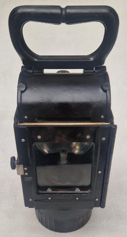 Origin.German Wehrmacht bakelite Carbide Lantern bunker Lamp, Verzamelen, Militaria | Tweede Wereldoorlog, Landmacht, Overige typen