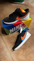 Nieuw in doos Nike dunk sb “Polaroid “ maat 42, Zwart, Nike, Ophalen of Verzenden, Sneakers of Gympen