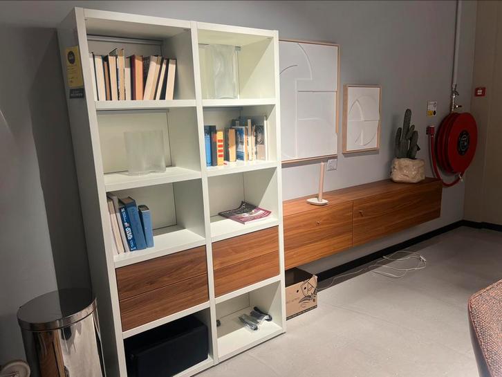 Wandkast Now-Time, Huis en Inrichting, Kasten | Wandmeubels, Zo goed als nieuw, Minder dan 100 cm, 25 tot 50 cm, Ophalen