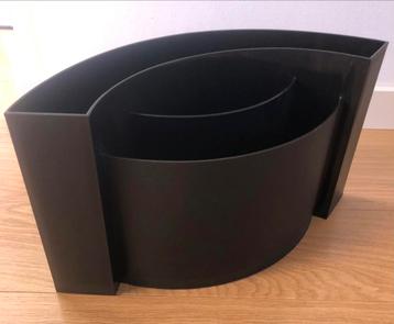 Design lectuurbak Wave Authentics | Hansjerg Maier-Aichen beschikbaar voor biedingen