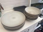 Toscane Servies Grijs/Groen - Borden en Kommen, Huis en Inrichting, Keuken | Servies, Ophalen, Gebruikt, Bord(en), Effen