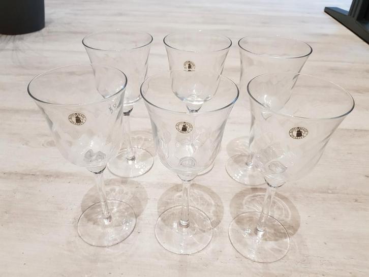 Ikea Wijnglazen, Modern Geslepen, Handgemaakt - 6 stuks, Antiek en Kunst, Antiek | Glas en Kristal, Ophalen