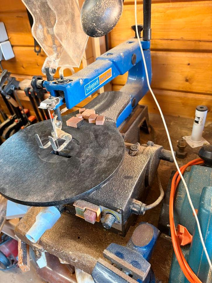 Scheppach Deco-Flex Figuurzaag - Werkt Goed!, Doe-het-zelf en Verbouw, Gereedschap | Zaagmachines, Gebruikt, Figuurzaag, Minder dan 600 watt