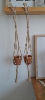 2 plantenhangers v. jute touw incl kleine bloempotjes, Nieuw, Huis en Inrichting, Kamerplanten, Ophalen of Verzenden, Halfschaduw