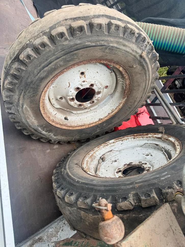 Ford trekker Banden en Velgen, Dieren en Toebehoren, Stalling en Weidegang