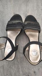 Sandaal met Plato zool 4 cm  en hak 11 cm, Ophalen of Verzenden, Zo goed als nieuw, Sandalen of Muiltjes