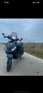 Piaggio zip 2023, Fietsen en Brommers, Scooters | Piaggio, Maximaal 45 km/u, Zip, Ophalen of Verzenden, Zo goed als nieuw