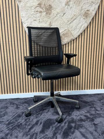 6x Steelcase bureaustoel (zwart leer zitting) beschikbaar voor biedingen