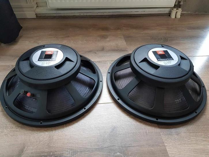 JBL 2235 H/2266 H speakers, Audio, Tv en Foto, Luidsprekers, Zo goed als nieuw, Subwoofer, 120 watt of meer, JBL, Ophalen of Verzenden