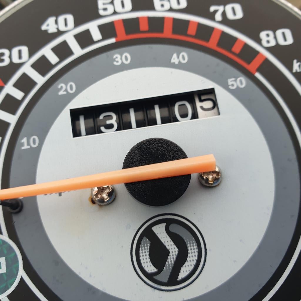 ONDERDELEN sym allo spatbord , km teller , zadel , rem wiel, Fietsen en Brommers, Brommeronderdelen | Scooters, Gebruikt, SYM