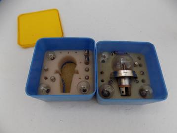 Autolampjes set reservelampjes jaren 80 90old timer klassiek beschikbaar voor biedingen