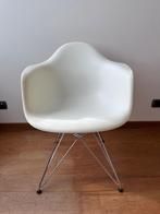 Eames Plastic Armchair, Vier, Kunststof, Gebruikt, Wit