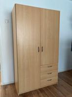 Gratis ophalen: kledingkast, Huis en Inrichting, Kasten | Kledingkasten, Ophalen, Gebruikt, 100 tot 150 cm, 150 tot 200 cm