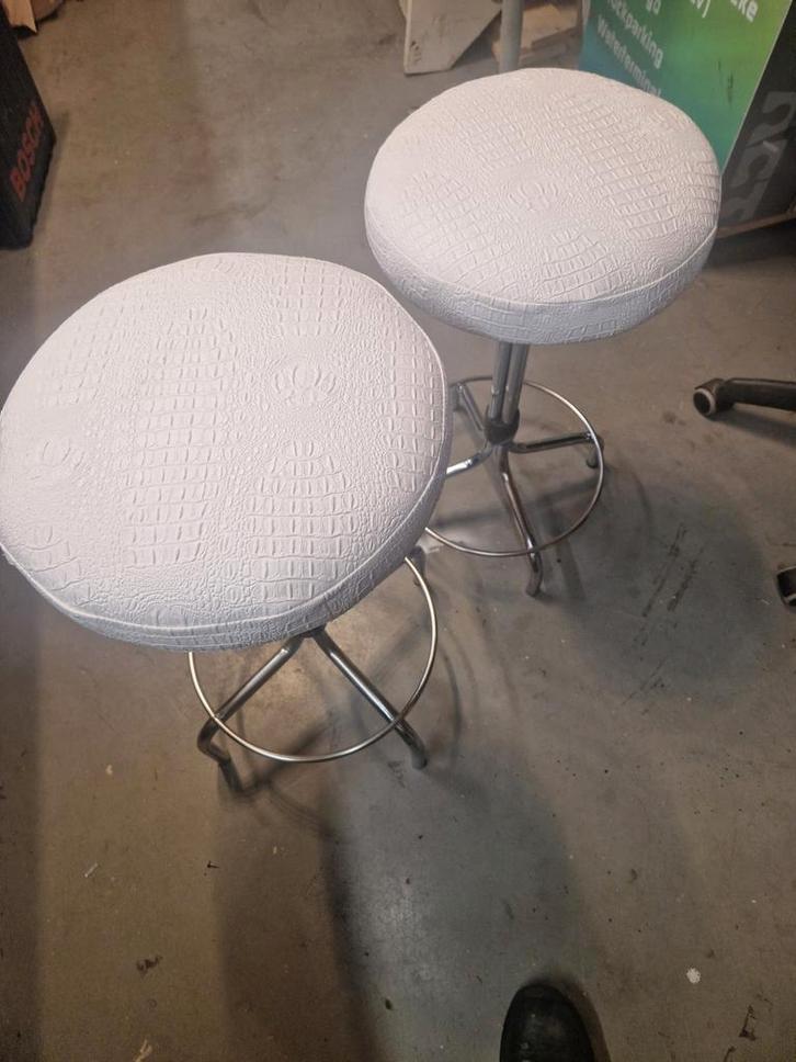 Retro Brabantia zitkruk, Huis en Inrichting, Barkrukken, Gebruikt, 60 tot 90 cm, Leer, Metaal, 2 krukken, Met voetsteun, Ophalen of Verzenden