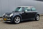 Mini 1.6 16V Cooper 2003 Zwart - NAP, Airco, APK 07-2026, Auto's, Mini, Voorwielaandrijving, Zwart, 4 cilinders, 4 stoelen