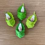 Lentebladpopje van vilt, Hobby en Vrije tijd, Vilt, Ophalen of Verzenden, Nieuw, Figuurtje(s)